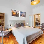 Boediker Loft, 3 Bedroom App With 2 Bath Rooms In Friedrichshain Up To 9