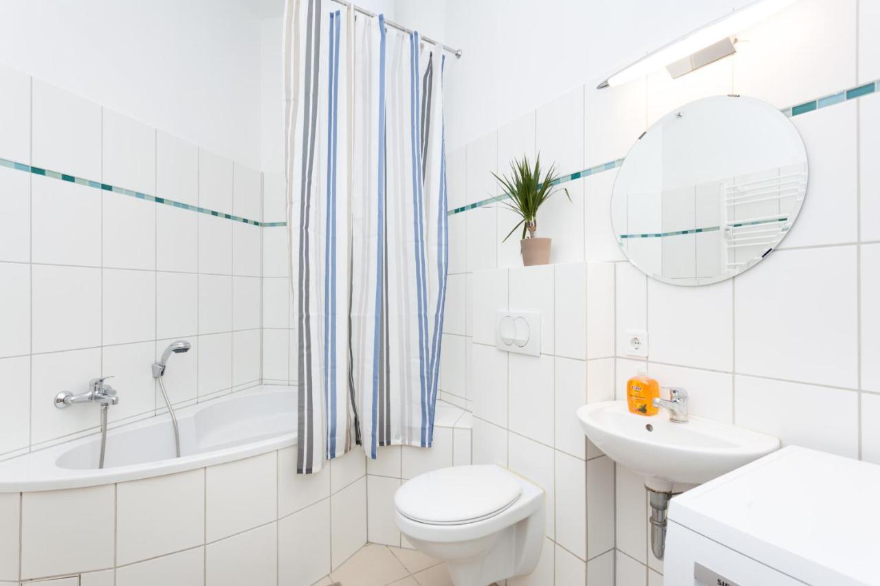 Boediker Loft, 3 Bedroom App With 2 Bath In Friedrichshain Up To 9 Appartement *